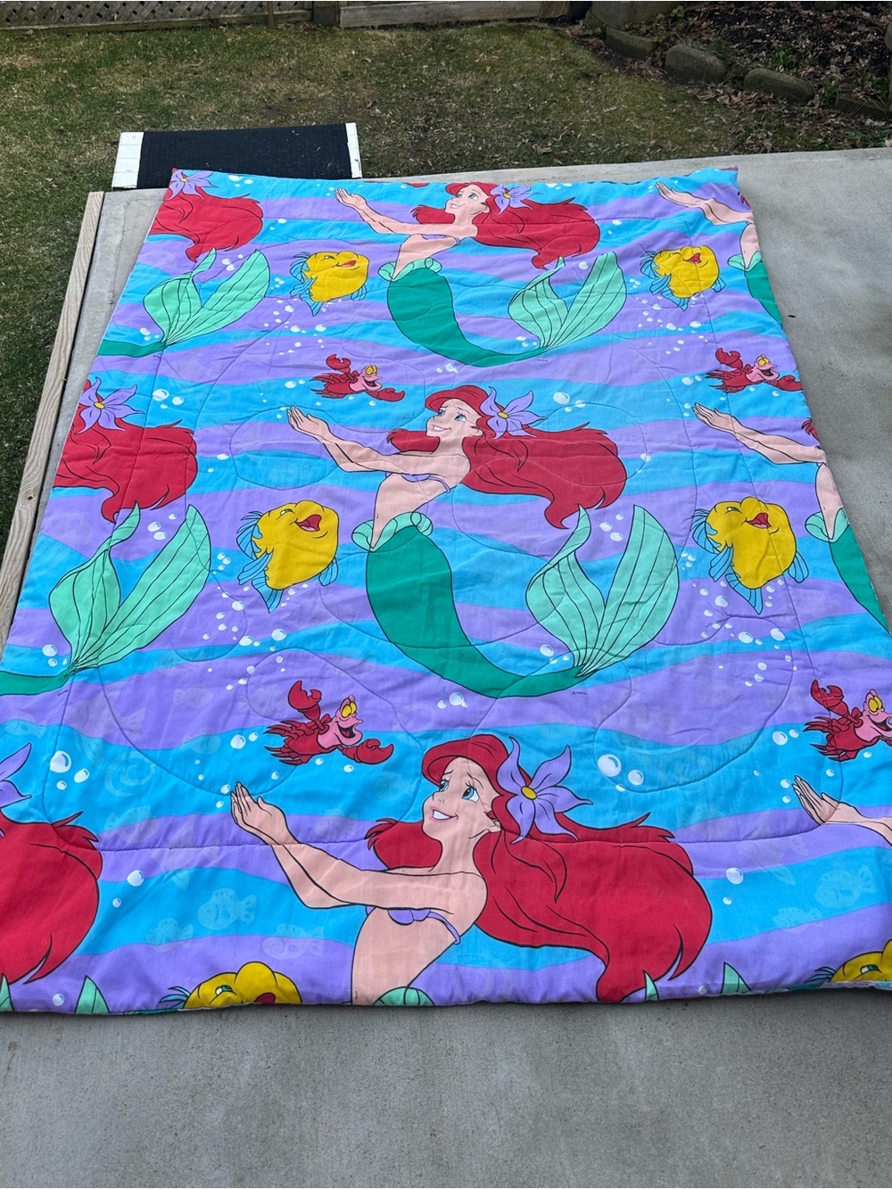 Vtg Disney's Little Mermaid Comforter Size Wide Twin Reversible Aprox. 62”Wx83”L